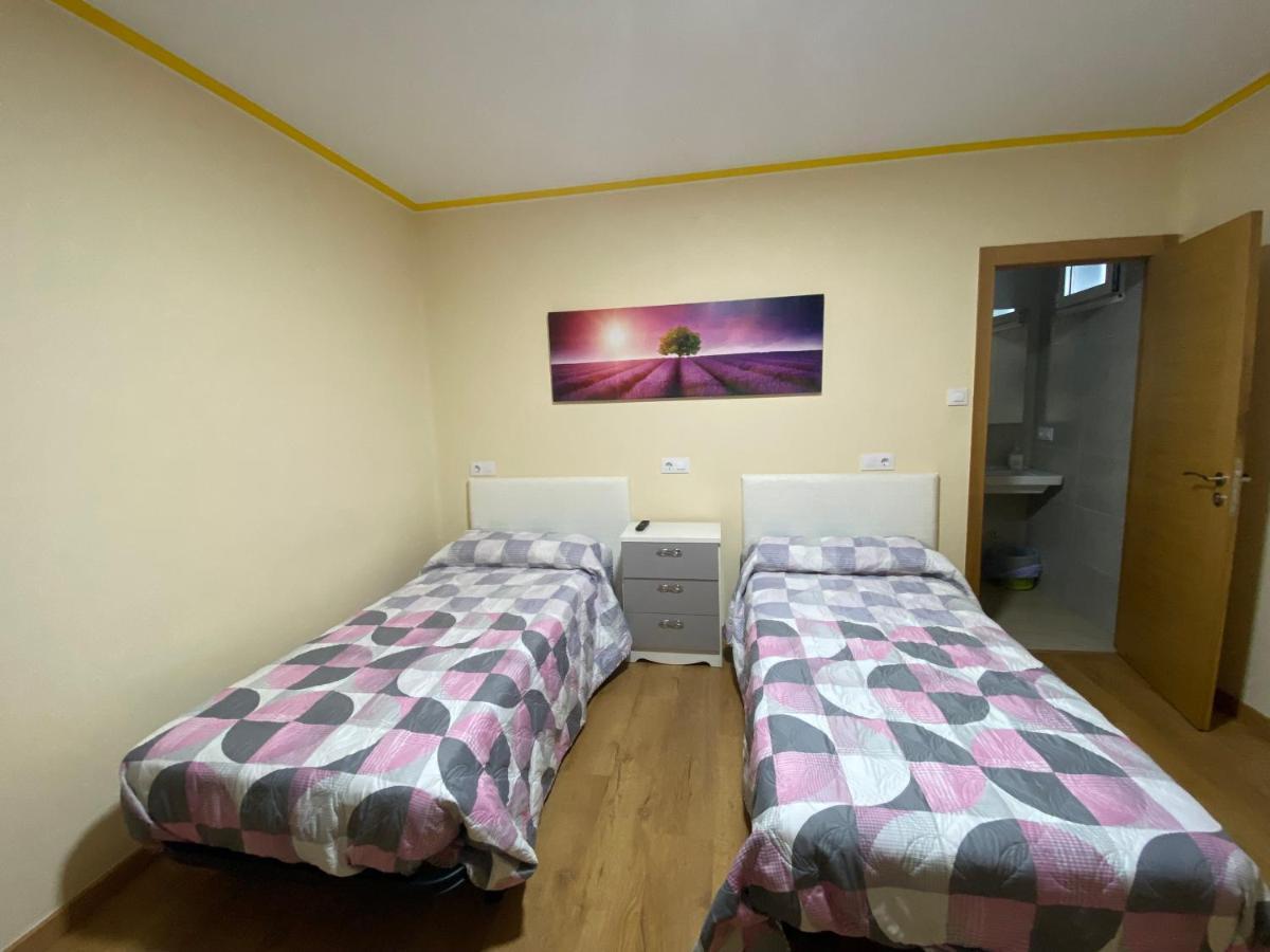 Pension Santa Clara Pontevedra Bagian luar foto